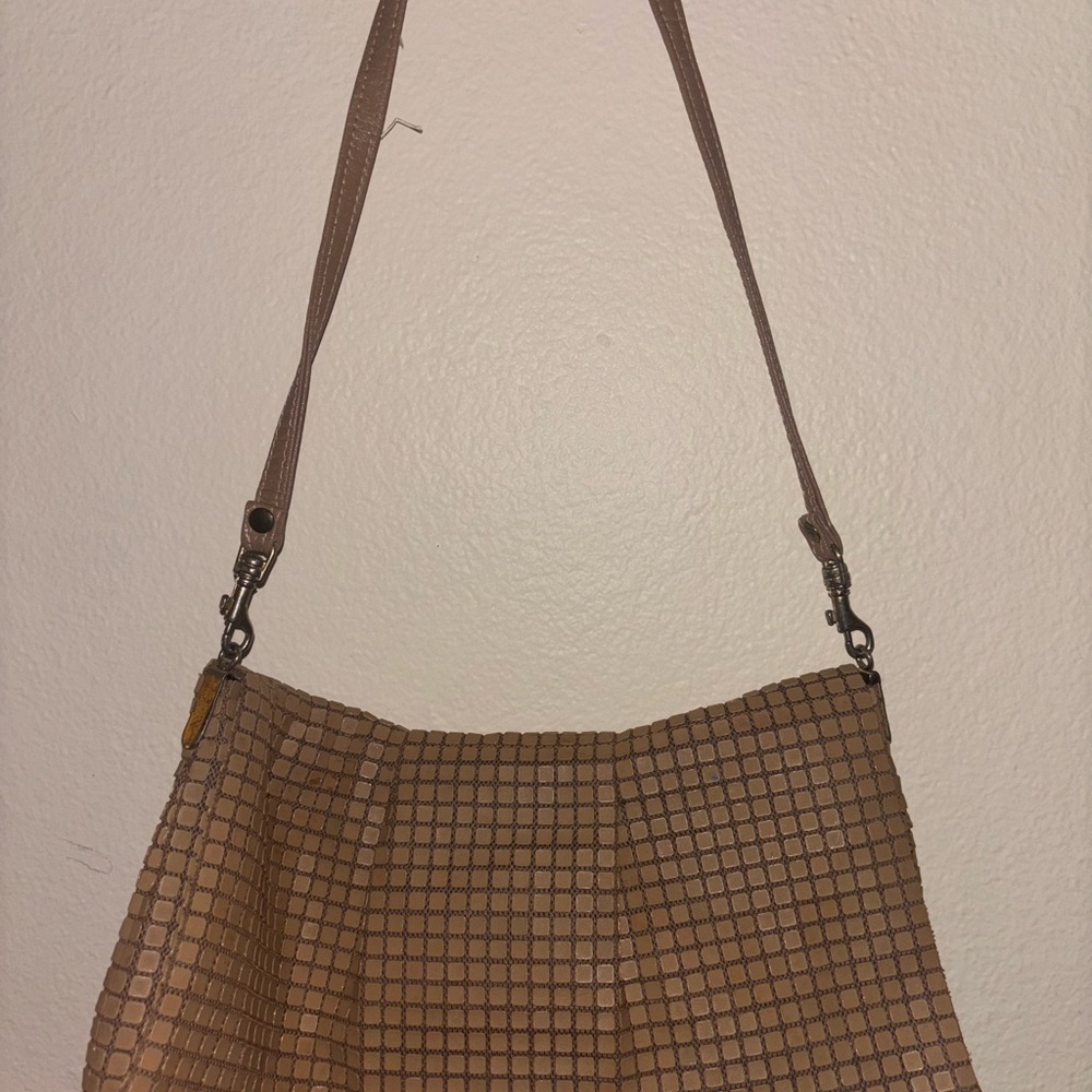 Elegant Tan Women's Shoulder Bag